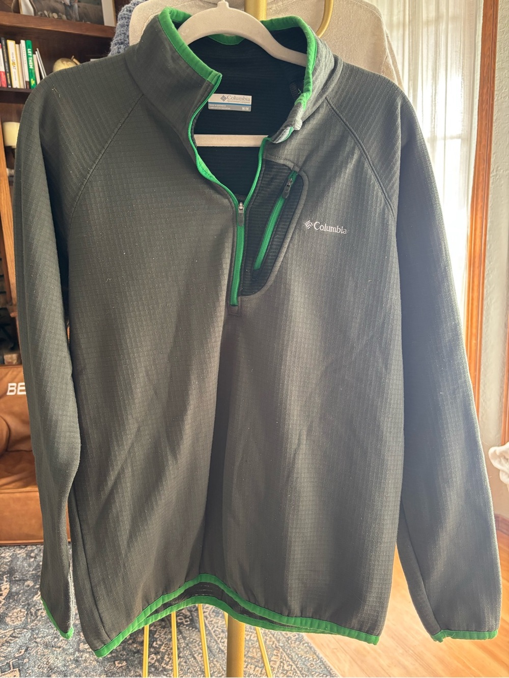 Columbia Dark Green Pullover Jacket with Green Trim